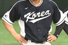 【野球】 韓国代表戦で乱闘騒ぎ　怒りで背中殴りつけ…走者は顔面パンチ、W杯で場内騒然の事態